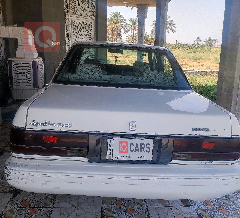 تۆیۆتا کراون